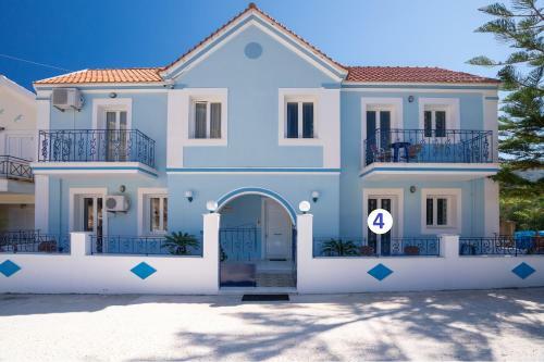 Myrto Apartments