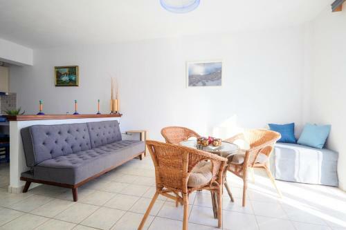 Myrto Apartments
