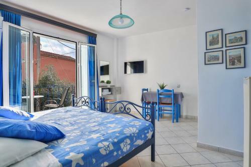Myrto Apartments