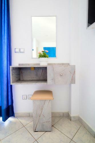Myrto Apartments