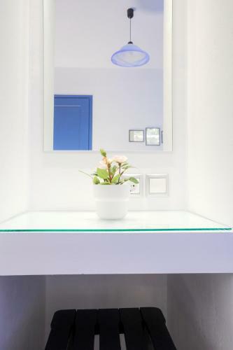 Myrto Apartments