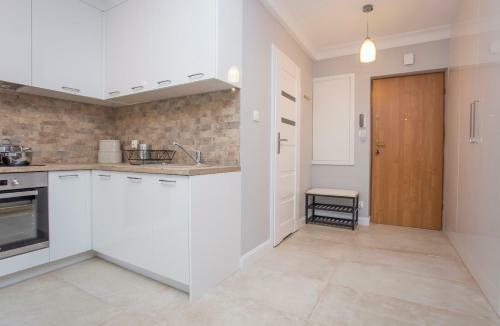 Cr Apartament ?cis?e Centrum Aleja Bluesa