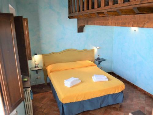 Apartment In Medieval Village, Splendid Panoramic View, Shared Swimming Pool