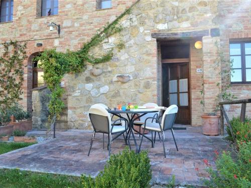 Apartment In Medieval Village, Splendid Panoramic View, Shared Swimming Pool