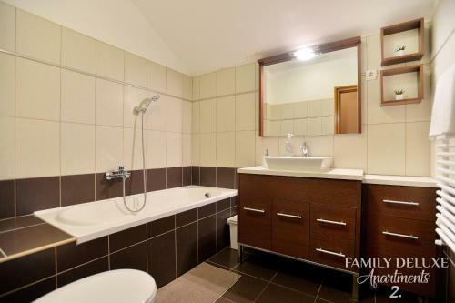 Family Deluxe Apartments