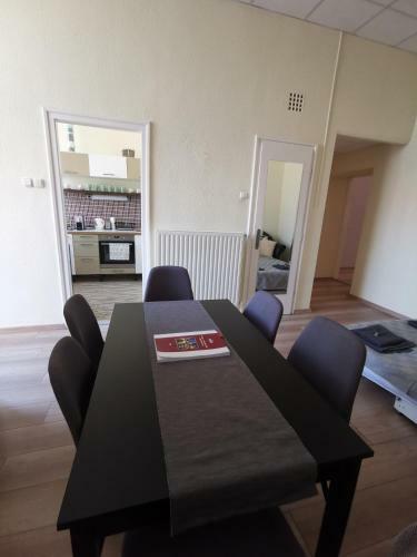 Palace - Belv�rosi Apartman Eger