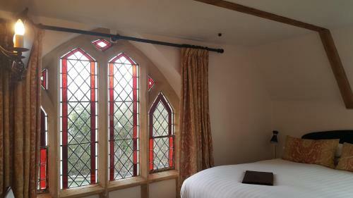 Hostal The Belfry, Restaurant And Rooms