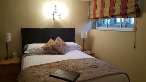 Hostal The Belfry, Restaurant And Rooms