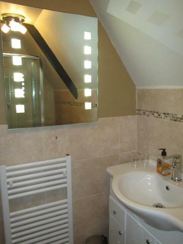 Hostal The Belfry, Restaurant And Rooms
