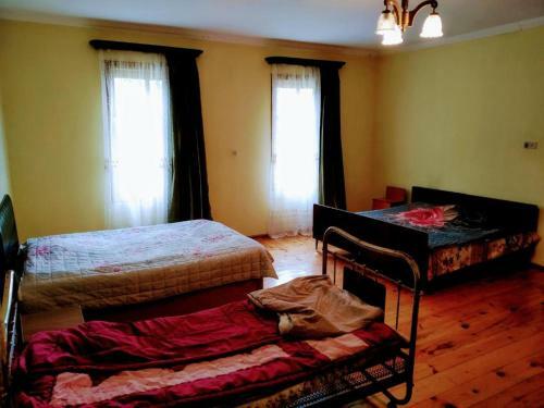 Hostal N1 Guesthouse