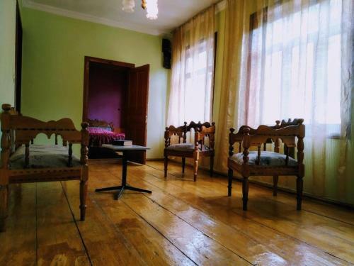 Hostal N1 Guesthouse
