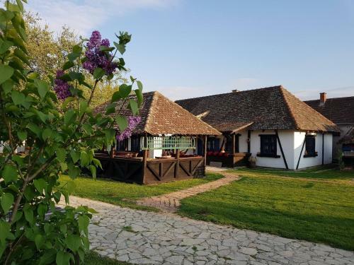 Agroturismo Etno Park Avlija Glu?ci