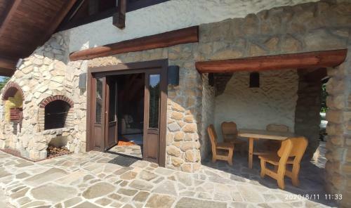 Apartament Przy Bulwarach Strace?skich