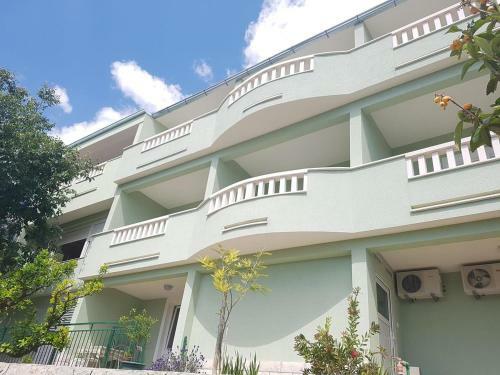 Apartments Tina