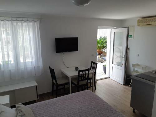 Apartments Kule