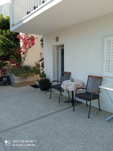 Apartments Kule