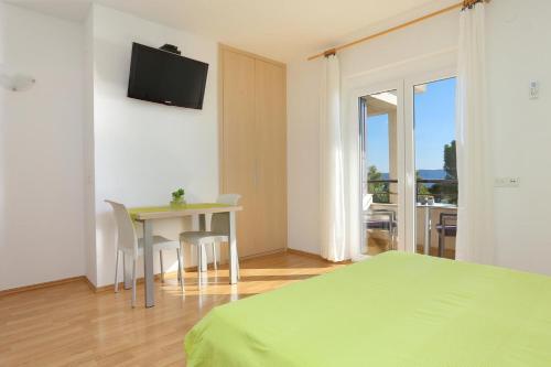 Apartments By The Sea Brela, Makarska - 18814