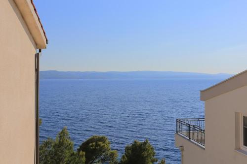 Apartments By The Sea Brela, Makarska - 18814