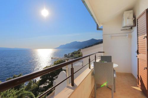 Apartments By The Sea Brela, Makarska - 18814