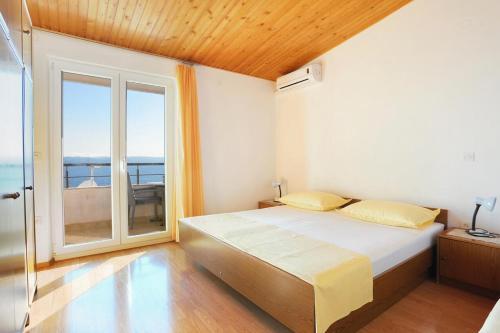 Apartments By The Sea Brela, Makarska - 18814
