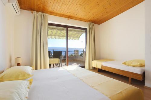 Apartments By The Sea Brela, Makarska - 18814