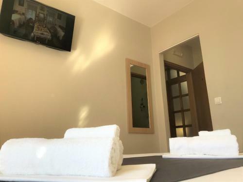 Hostal Berulia Accommodation