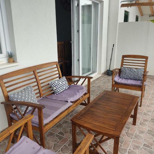 Hostal Apartmani Mira Brela