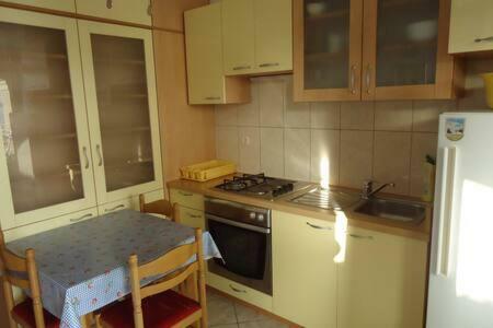 Apartamento A2+1 Groundfloor Brela