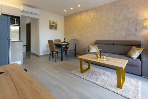 Hostal Apartments Vicin