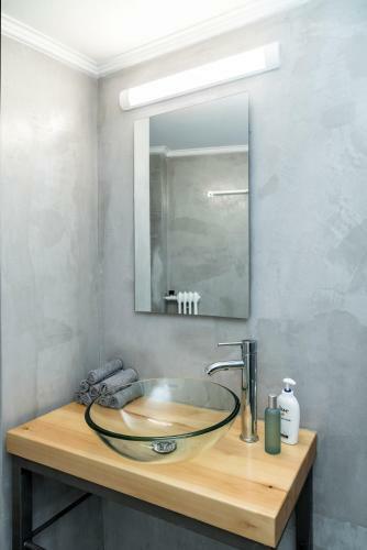 Truman Apartment - Athens