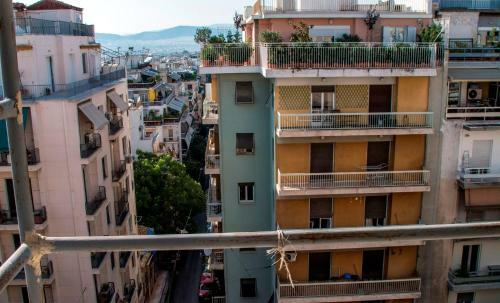 5th Floor Apartment With Balcony