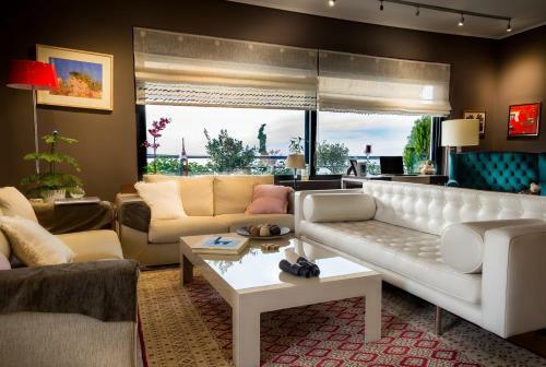 Sea View Villa With Pool