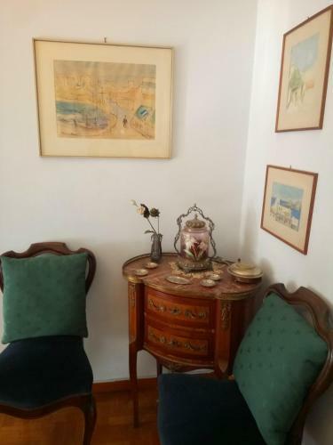 Vintage Apartment
