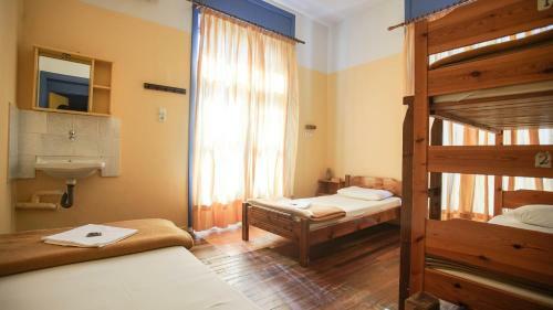 Hotel The Student & Travellers Inn