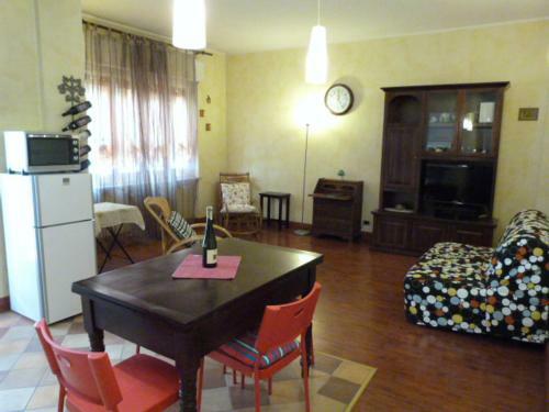 Asti Lovely Apartment