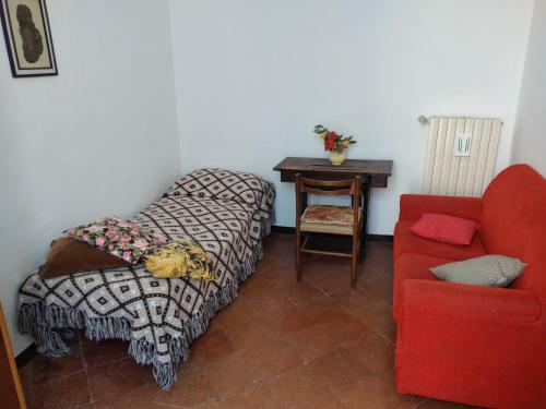 Fuschi Home