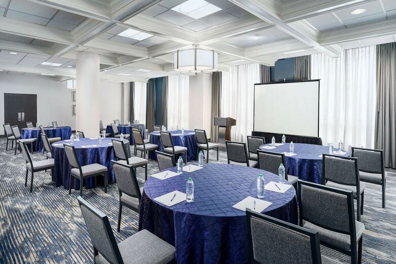 Hotel Holiday Inn Charlotte Center City