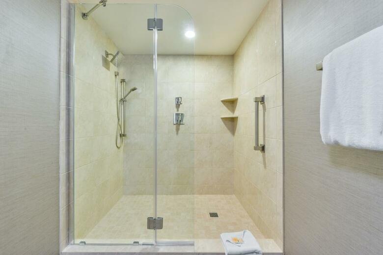Hotel Holiday Inn Charlotte Center City
