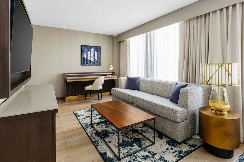 Hotel Holiday Inn Charlotte Center City