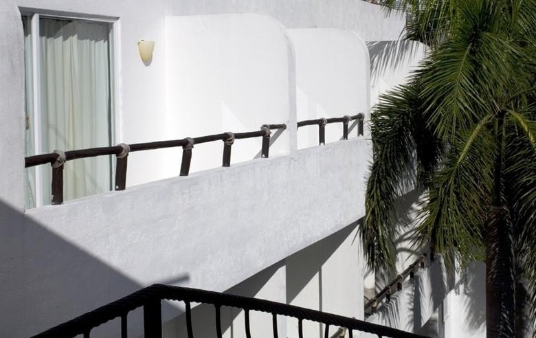 El Hotelito
