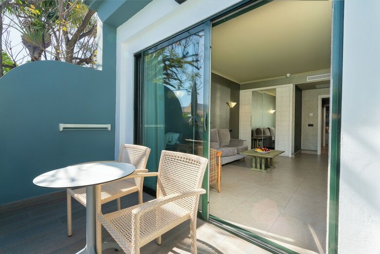 Hotel Col�n Guanahan� Adults Only