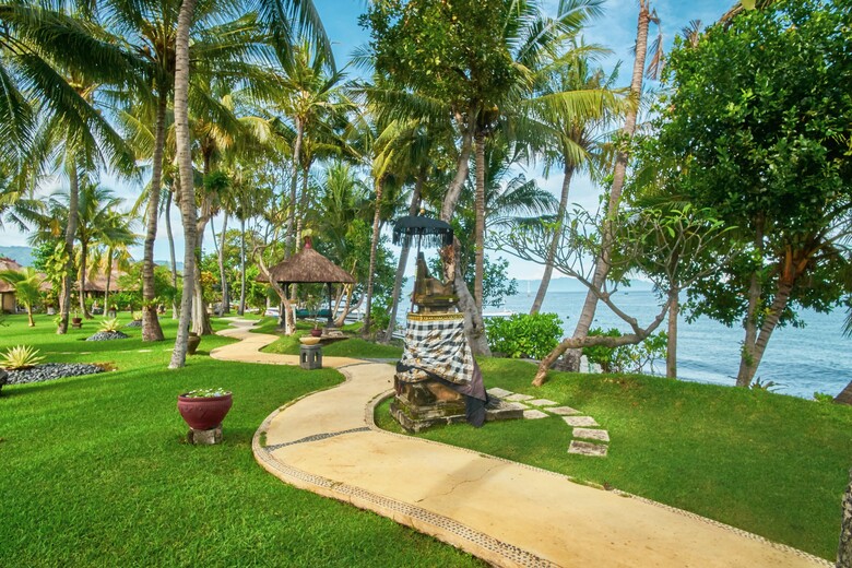 Hotel Puri Bagus Lovina