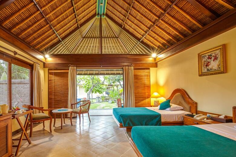 Hotel Puri Bagus Lovina