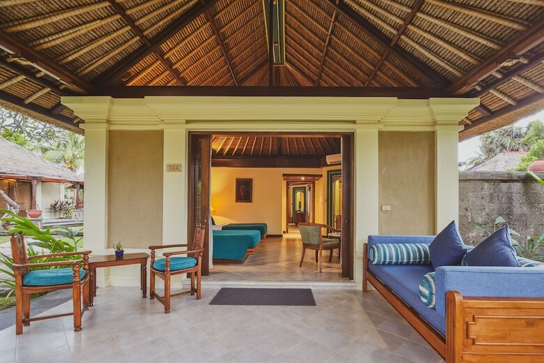 Hotel Puri Bagus Lovina