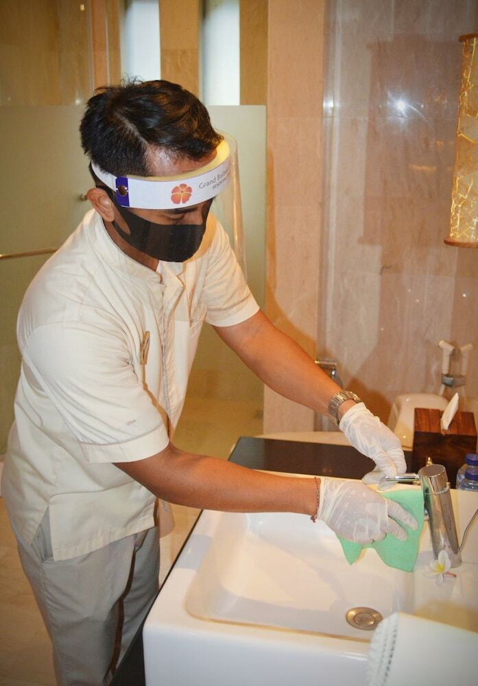 Hotel Grand Balisani Suites