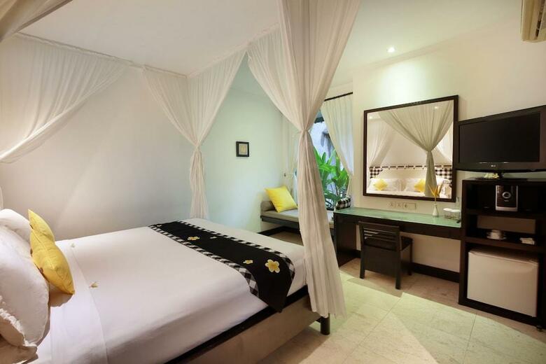Hotel Candi Beach Cottage