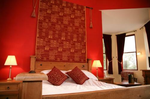 Hotel Broomhall Castle