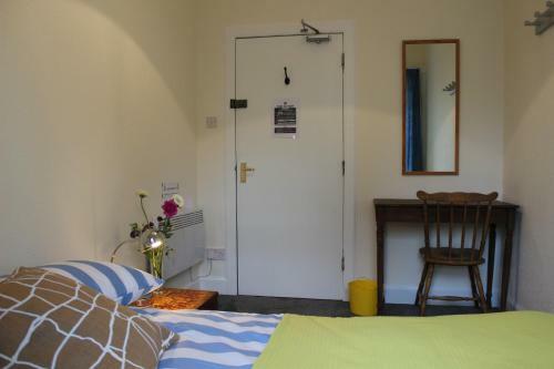 Willy Wallace Hostel Ltd