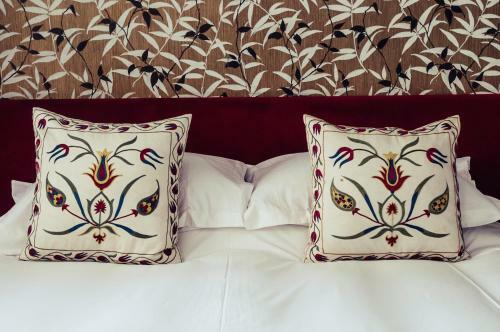 Hostal Bridgehouse
