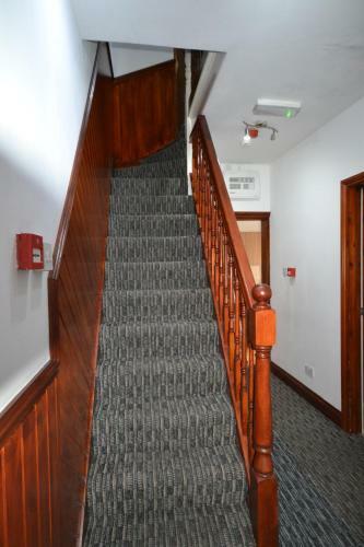 Hostal Airport Guest House